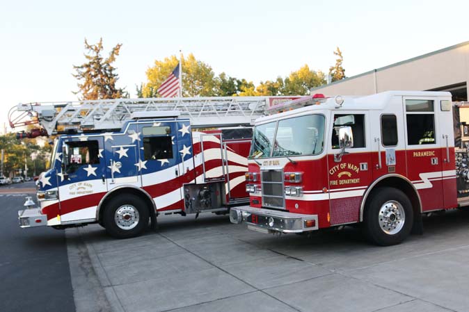 Stars & Stripes-Feuerwehrauto in Kalifornien