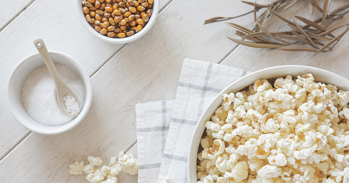 THE ULTIMATE SHOWDOWN - WHAT'S THE BEST WAY TO TASTE POPCORN?