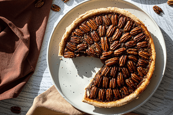 Blog: Pecan Pie with Maple Syrup - American Recipe | American Heritage